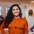 Travesti brasileira celebra mestrado em Harvard e planeja futuro