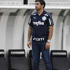 "Não sou treinador de chorar", diz Abel sobre desfalques