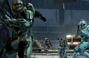 Jogador pode dar ordens e conversar com seu time em "Halo 5"