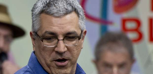 Padilha é punido pelo TRE-SP e perde quase um minuto na TV