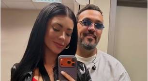 Romance em alto-mar! Belo e Rayane trocam beijos calientes em cruzeiro
