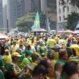 Apoiadores de Bolsonaro lotam a Paulista e negam apoio de financiadores