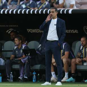 Renato Paiva manda indireta após Chelsea conquistar Mundial com formação defensiva: 'Mas pode?'