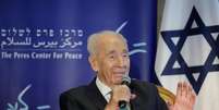 Shimon Peres tem 93 anos e j&aacute; ganhou um pr&ecirc;mio Nobel da Paz  Foto: EFE
