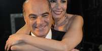 A apresentadora Luciana Gimenez é bem mais alta que seu marido Marcelo de Carvalho  Foto: Francisco Cepeda/Agnews