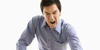 Algumas doenças ou medicamentos podem aumentar ou desencadear os ataques de raiva e agressividade  Foto: Getty Images 