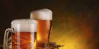 O lúpulo, encontrado na cerveja, tem ação anti-inflamatória e diversos benefícios para a saúde  Foto: Getty Images