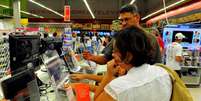 <p>Tradicional no EUA, dia de descontos ganha força a cada ano no Brasil</p>  Foto: Edson Lopes Júnior / Terra