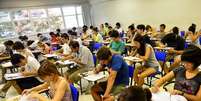 Mais de 159 mil candidatos se inscreveram para o vestibular da Fuvest e pouco mais de 30 mil passaram para a segunda fase  Foto: Fernando Borges / Terra