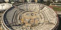 <p>Previsto para ser entregue em dezembro de 2012, Maracanã ainda não está pronto</p>  Foto: Daniel Basil/Portal da Copa/ME / Divulgação