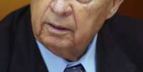 <p>O ex-premiê israelense Ariel Sharon está inconsciente há mais de seis anos</p>  Foto: AFP
