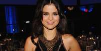 Selena disse que escolhe seus esmaltes de acordo com seu humor  Foto: Getty Images 