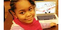 Zora, menina de sete anos, é tida como a mais jovem programadora para celular  Foto: Reprodução