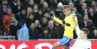 <p>Neymar defendeu Sele&ccedil;&atilde;o Brasileira nesta quarta-feira, na derrota por 2 a 1 para a Inglaterra no Est&aacute;dio Wembley, em Londres</p>  Foto: Mowa Press / Divulga&ccedil;&atilde;o