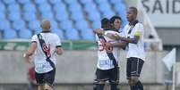 <p>Vasco abriu o placar após gol contra de Jean</p>  Foto: Alexandre Loureiro / Agência Lance