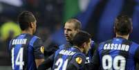 <p>Jogadores da Inter de Milão comemoram gol de Palacio</p>  Foto: Getty Images 