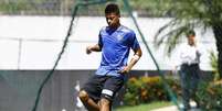 <p>André quis se manter à margem da polêmica entre Pelé e Neymar</p>  Foto: Ricardo Saibun/Santos FC / Divulgação