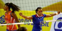 <p>Jogo entre Unilever e Sollys/Osasco foi disputado em alta tensão</p>  Foto: Luiz Doro/Adorofoto / Divulgação