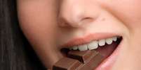 Com substâncias que ajudam no bom funcionamento do organismo, o consumo de chocolate é um aliado da saúde  Foto: Shutterstock