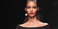 <p>La&iacute;s Ribeiro em desfile de Paris</p>  Foto: AP