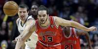 <p>Chicago Bulls, de Joakim Noah, virá ao Brasil para uma partida</p>  Foto: AP