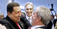 O ex-presidente Lula defendeu as ações de Chávez para a integração regional  Foto: AFP