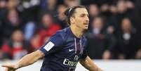 Ibrahimovic marcou os dois gols da vitória de virada do PSG contra o Nancy  Foto: Reuters