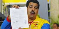 <p>Nicolas Maduro registrou candidatura para suceder Hugo Chávez no comando da Venezuela</p>  Foto: Reuters