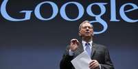 <p>Eric Schmidt também negou boatos de que deixaria o Google</p>  Foto: Kim Kyung-Hoon / Reuters
