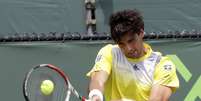 <p>Thomaz Bellucci não deve cair muito no ranking, já que no ano passado caiu na primeira rodada em Roland Garros</p>  Foto: AP