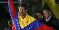 <p>Maduro comemora no Palácio de Miraflores após confirmação da vitória</p>  Foto: Reuters