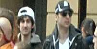 Imagem de câmera de monitoramento mostra os irmãos Dzhokhar e Tamerlan Tsarnaev  Foto: AP