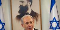 O premiê israelense Benjamin Netanyahu durante reunião de gabinete no Museu Herzl, em Jerusalém   Foto: AP