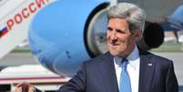 O secretário de Estado norte-americano, John Kerry, chega a Moscou  Foto: AP