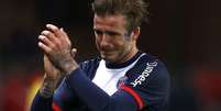 Beckham chora ao se despedir dos torcedores do PSG no Parque dos Príncipes  Foto: Reuters