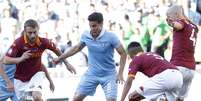 Brasileiro Hernane esteve em campo, mas acabou substituído no segundo tempo  Foto: AP