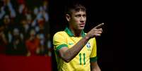 <p>Neymar em evento patrocinado pela Nike em que confessou obsessão por rede social, além de mostrar chuteira e nova camisa do Brasil</p>  Foto: Mauro Pimentel / Terra