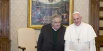 Em um dos encontros privados mais longos que Francisco manteve com um líder político, papa e Mujica mostraram grande sintonia e cordialidade  Foto: EFE