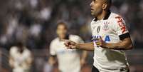 <p>Emerson j&aacute; foi punido no Corinthians pelo excesso de atrasos</p>  Foto: Miguel Schincariol / Gazeta Press