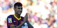 <p>Neymar se emocionou em sua primeira entrevista no Barcelona</p>  Foto: AFP