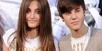 <p>Antes escondida sob lenços, Paris Jackson ganhou os holofotes após a morte do pai</p>  Foto: Getty Images 