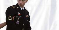 Bradley Manning é escoltado até a corte  Foto: AP