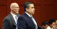 O acusado,  George Zimmerman, chega para o julgamento  Foto: AP