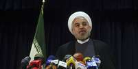 <p>Rouhani sucede Ahmadinejad no poder no Irã</p>  Foto: AP