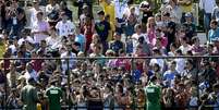 <p>Torcida criticou erros da Seleção em treino aberto em Goiânia</p>  Foto: Ricardo Matsukawa / Terra