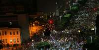 <p>Milhares de pessoas marcham pelas ruas do Rio de Janeiro em mais um protesto pedindo mudanças no País</p>  Foto: EFE