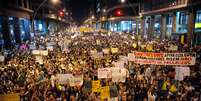 <p>Milhares saíram às ruas no Brasil nas últimas semanas para protestar contra motivos diferentes</p>  Foto: Fernando Frazão / Agência Brasil