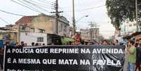 Moradores criticam violência policial em favelas do Rio de Janeiro  Foto: Giuliander Carpes / Terra