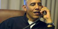 Obama telefona para Edith Windsor para dar os parabéns a ela pela decisão do tribunal  Foto: Casa Branca/Pete Souza / Divulgação