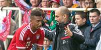 <p>Técnico do Bayern de Munique disse ter sido "perturbado" por Sandro Rosell durante período sabático, e ainda acusou dirigentes de terem usado doença de sucessor como mote para críticas</p>  Foto: EFE